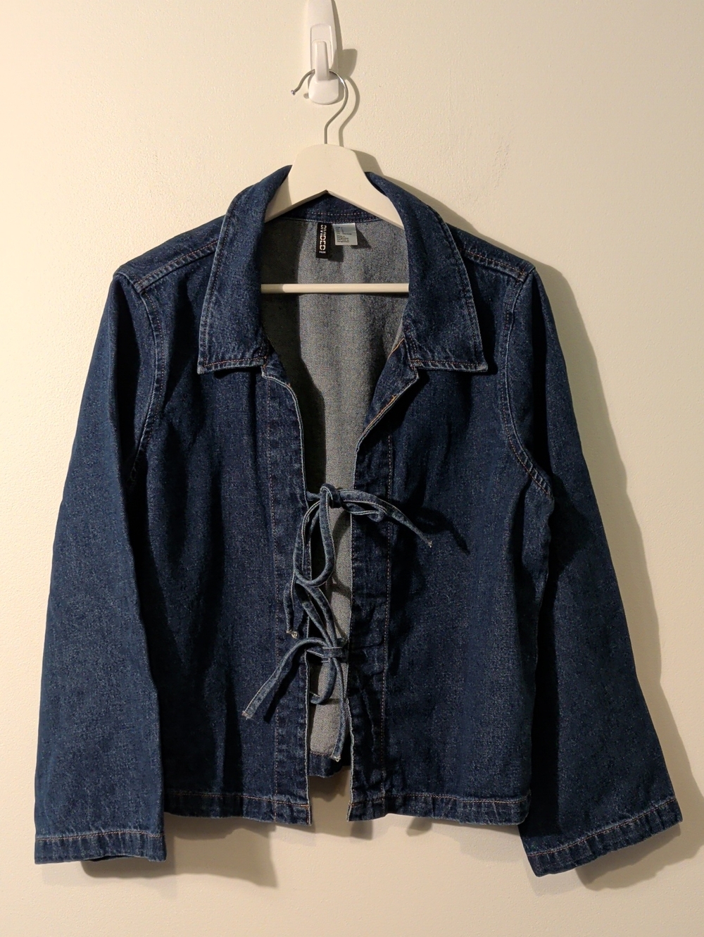H&M denim tie-front jacket - size large - Picture 3 of 8